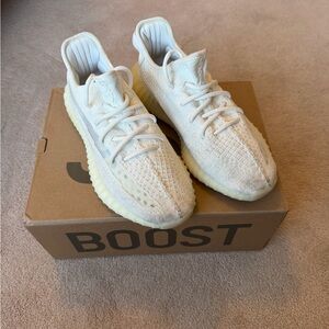 Yeezy 350 Bone